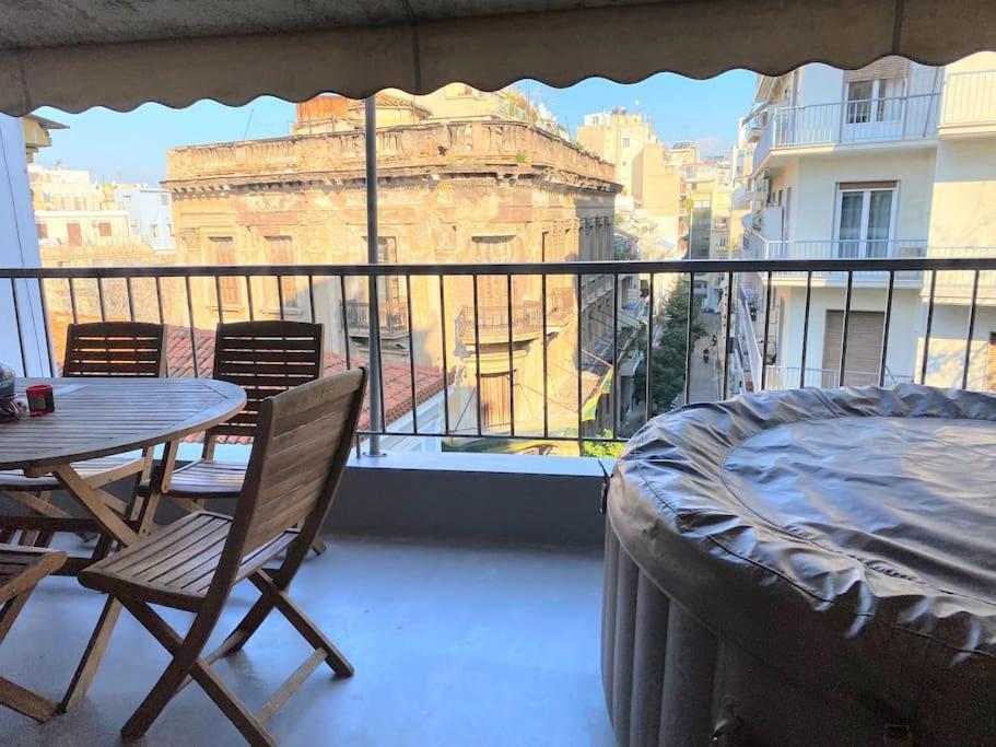 2Bdr Boutique Full Apt In Plaka Atenas Exterior foto