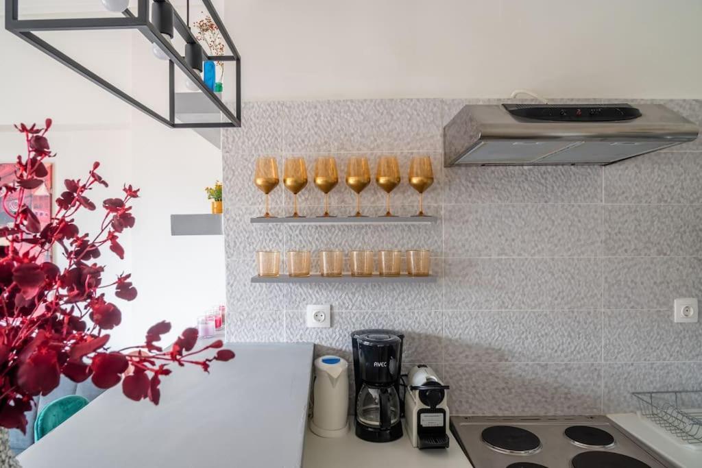 2Bdr Boutique Full Apt In Plaka Atenas Exterior foto
