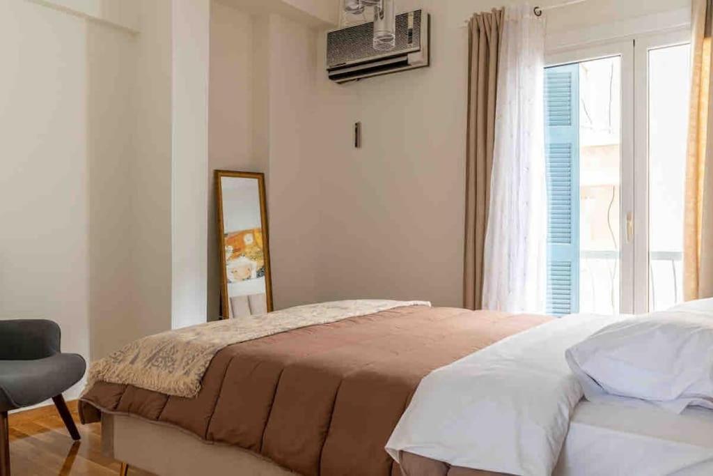 2Bdr Boutique Full Apt In Plaka Atenas Exterior foto