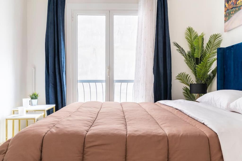 2Bdr Boutique Full Apt In Plaka Atenas Exterior foto